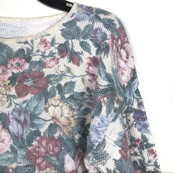 Vintage Rose Floral Sweater - Picture 3 of 11